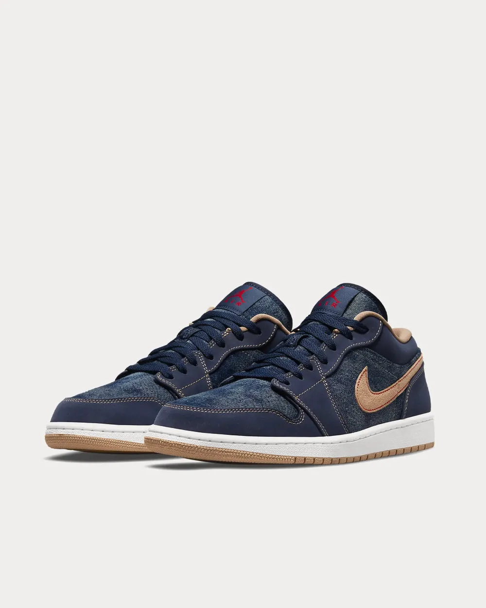 Air Jordan 1 Low SE Midnight Navy / University Red / White / Hemp Low Top Sneakers
