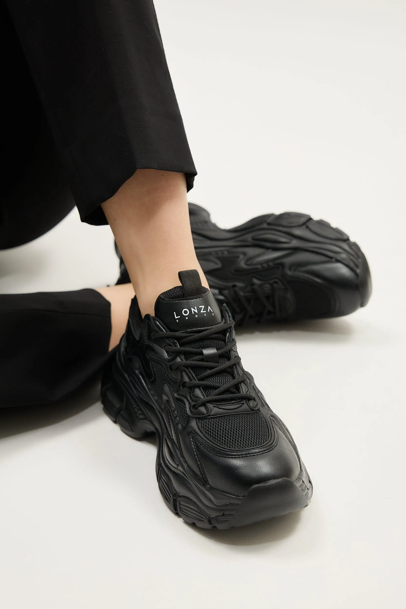 Alba Black