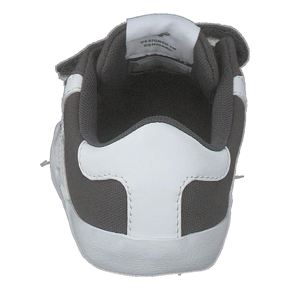 Deuce Court Infant Asphalt