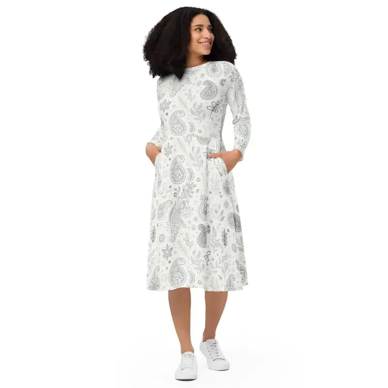 Floral Fantasy Midi Dress with Fitted Waist