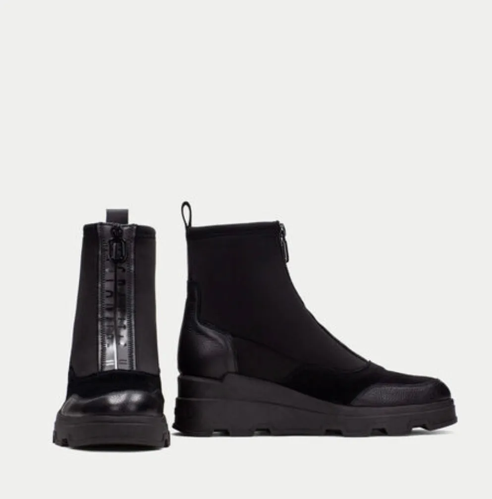Hispanitas black wedge ankle boots