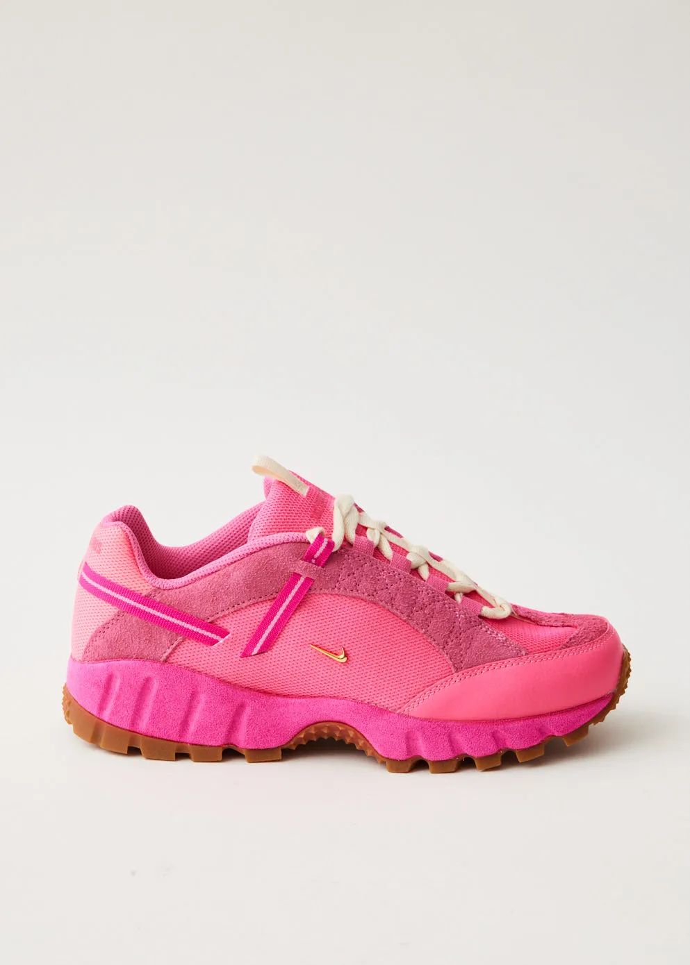 x Jacquemus Air Humara Sneakers