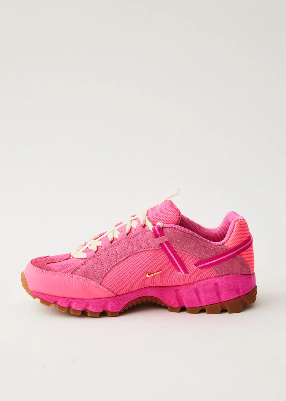 x Jacquemus Air Humara Sneakers