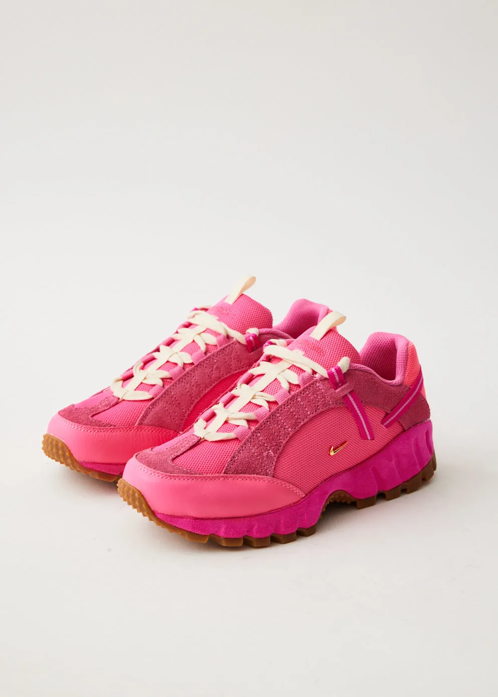 x Jacquemus Air Humara Sneakers